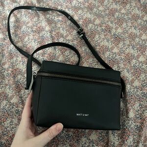 Matt & Nat Crossbody Bag